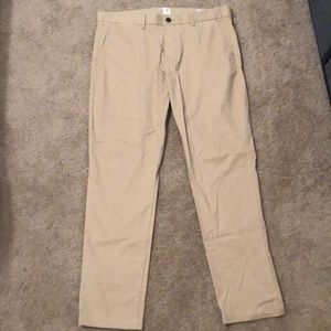 Gap Original Khakis Slim Fit